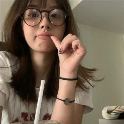 夏威夷冲浪女孩